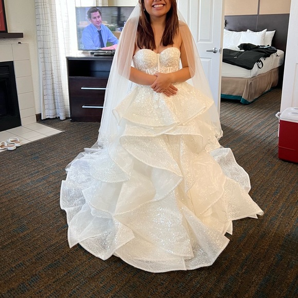 Sparkling Ivory Strapless Bridal Gown - Picture 4 of 4